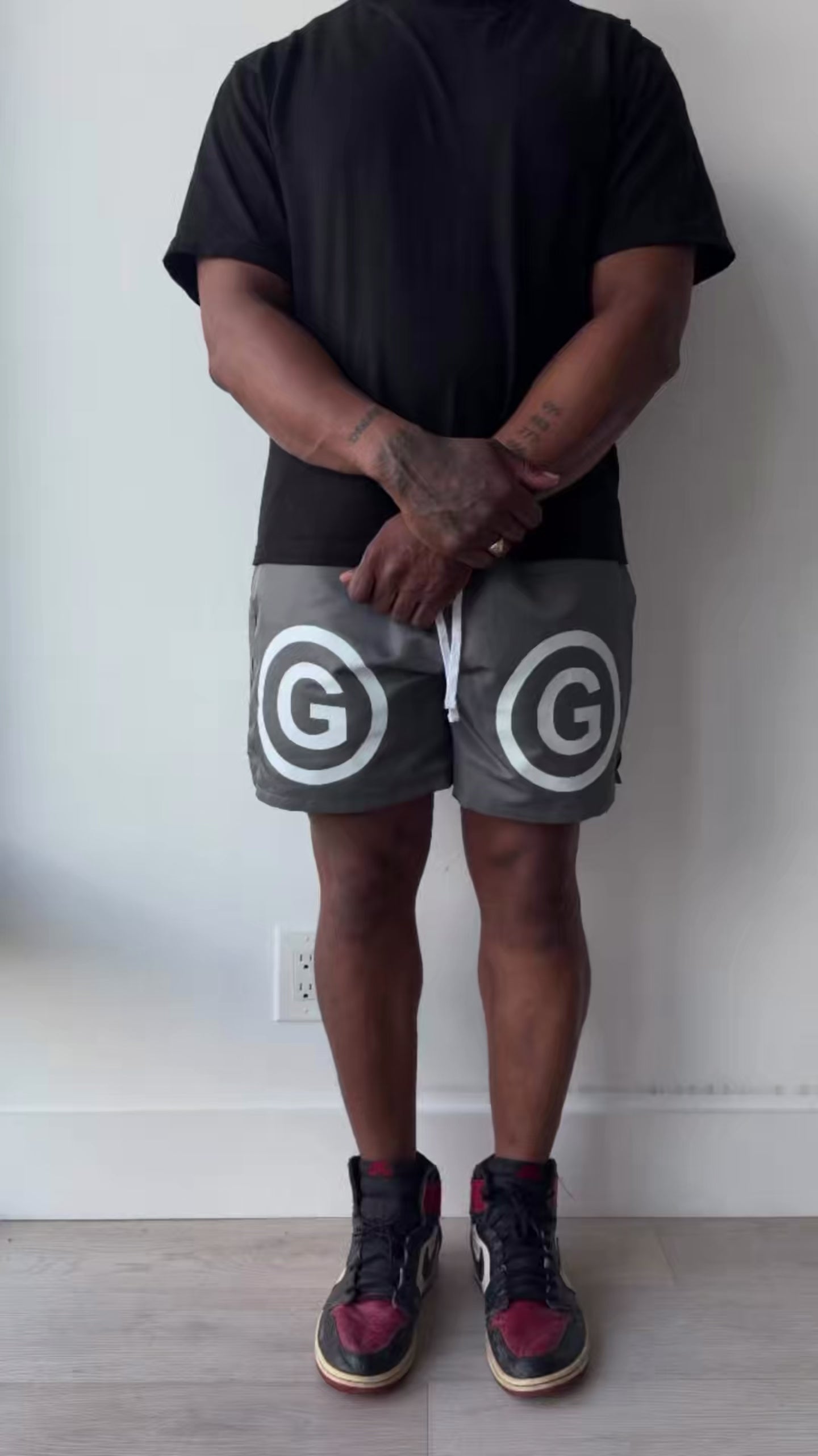 the 'G-stamp' logo training shorts